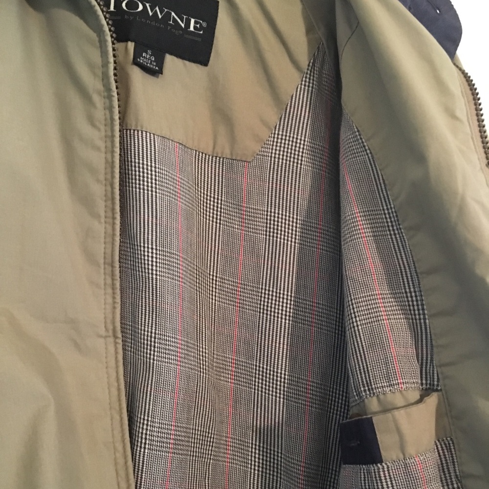 Windbreaker Jacket - Picture 2 of 3